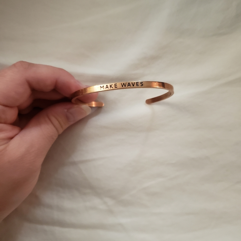 Rose gold bracelet - Make Waves